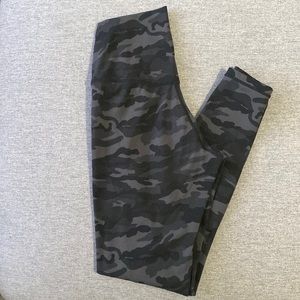 Black and grey camouflage high waisted full length leggings